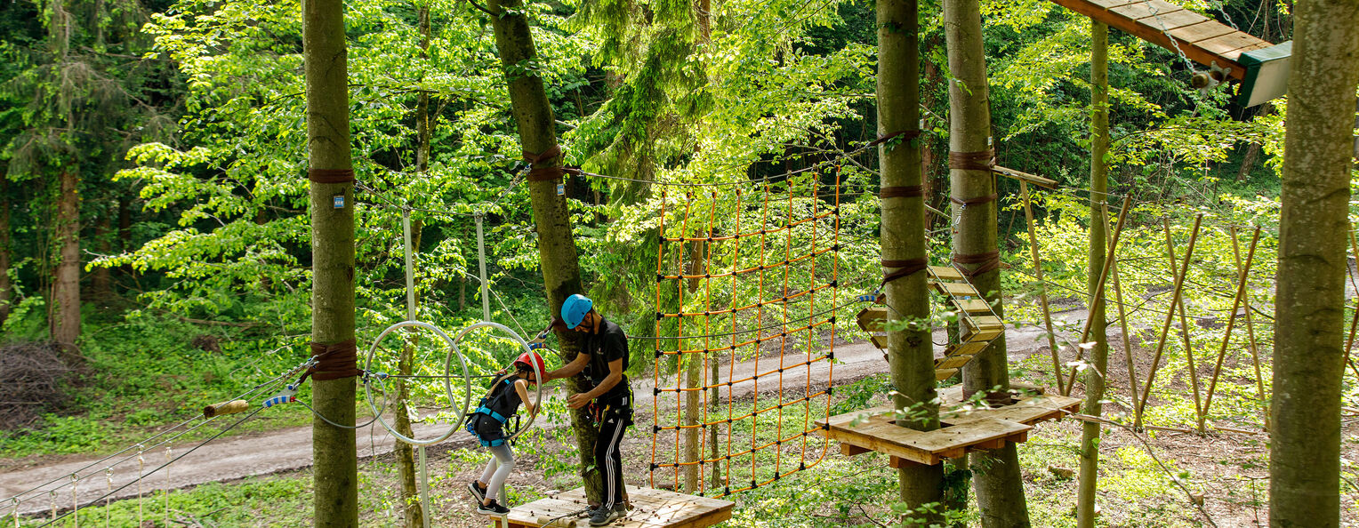 Kletterpark für Erwachsenengruppen